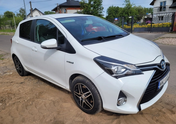 Toyota Yaris cena 42300 przebieg: 190000, rok produkcji 2015 z Wołomin małe 56